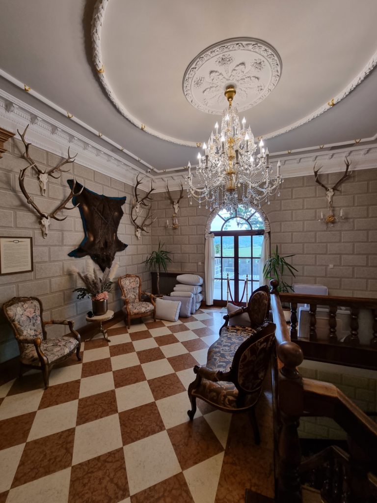 dubiecko castle interior