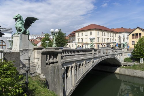 Dragons_Bridge,_Ljubljana_1